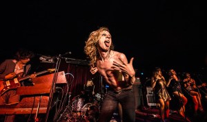 2014BestLive_Foxygen_43_AH191214.article_x4